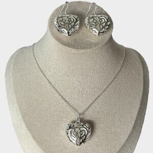 Heart Elegant Necklace & Earring Set